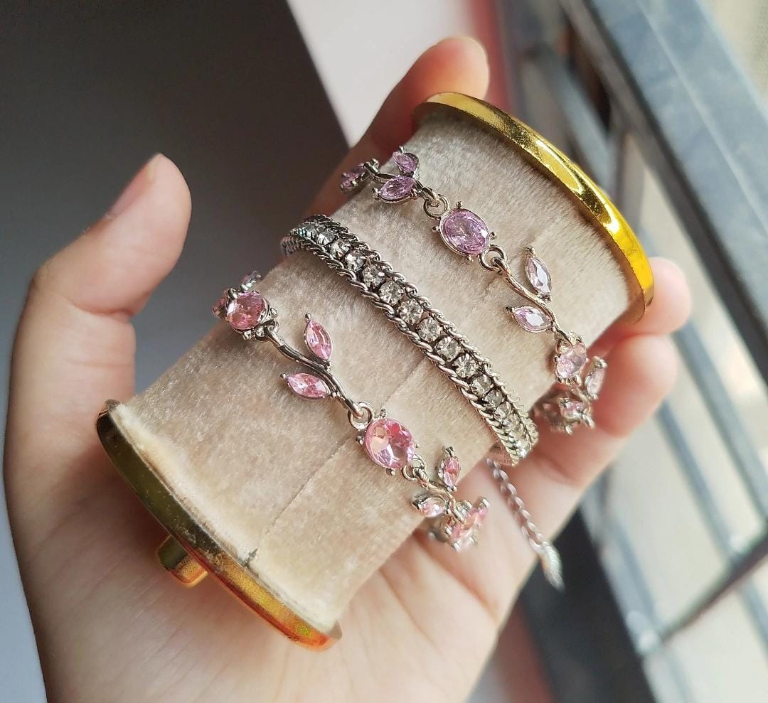 Tulip Bracelets